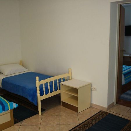 Apartments Zdravko - 150 M From Sandy Beach Duće Eksteriør bilde