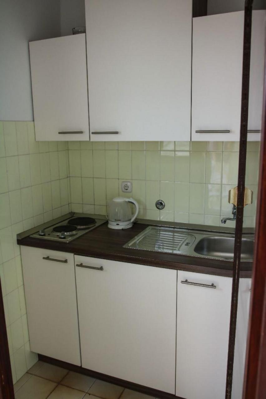 Apartments Zdravko - 150 M From Sandy Beach Duće Eksteriør bilde