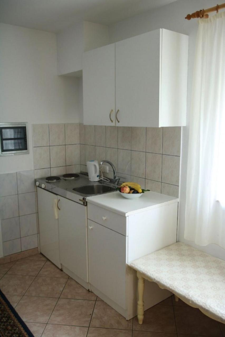 Apartments Zdravko - 150 M From Sandy Beach Duće Eksteriør bilde