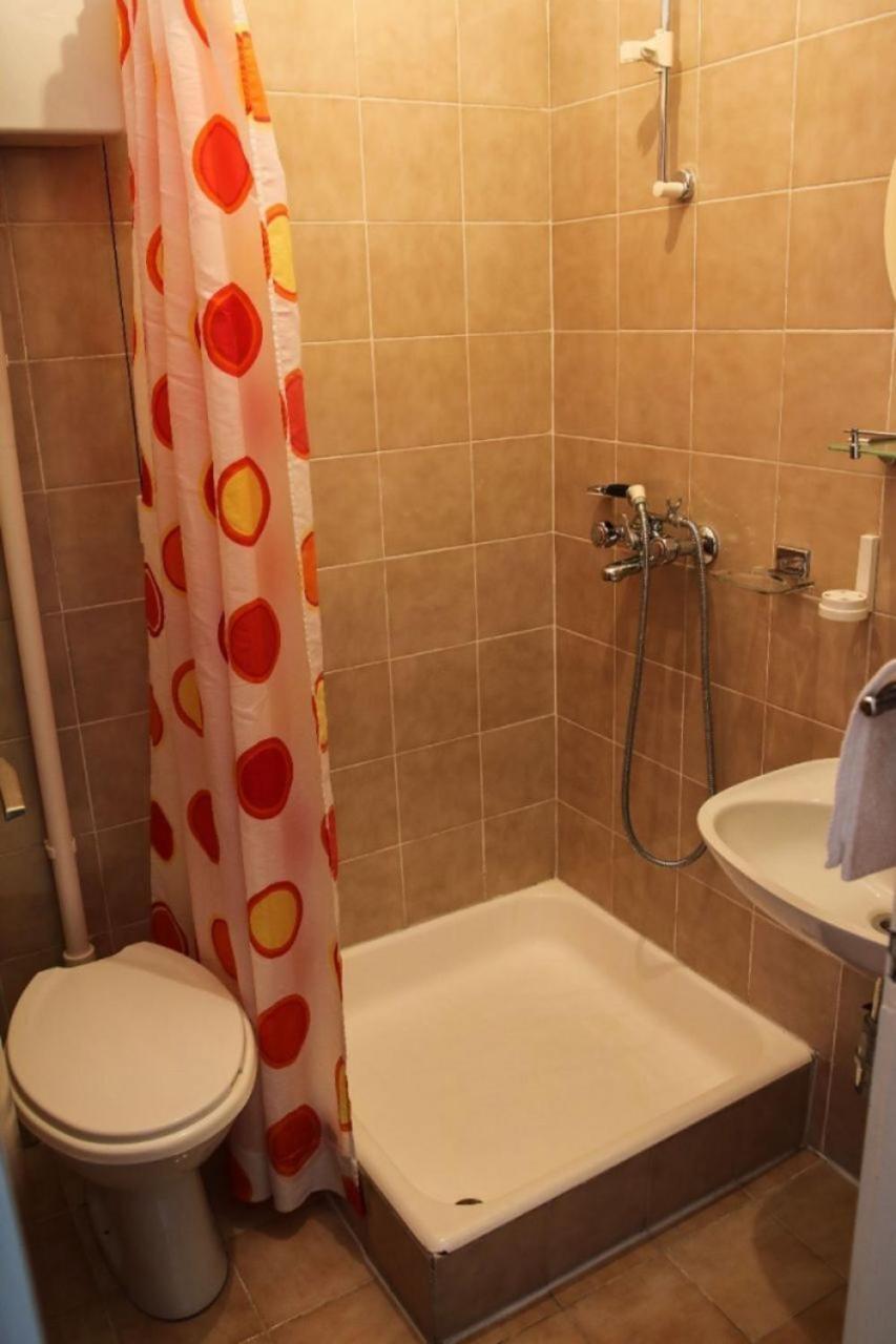 Apartments Zdravko - 150 M From Sandy Beach Duće Eksteriør bilde